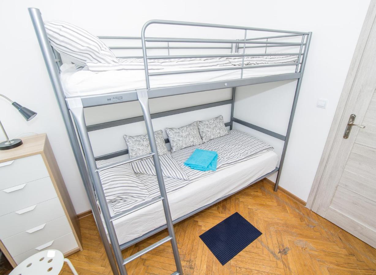 גדנסק Uwh Hostel מראה חיצוני תמונה